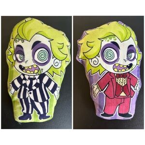 13” BEETLE JUICE DOUBLE SIDED DECORATIVE SOFT PILLOW